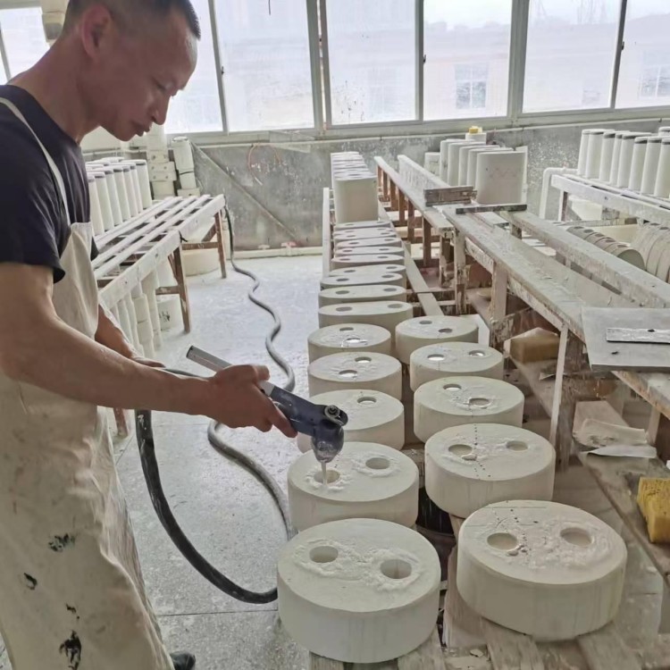 Agyagtól a fényig: 10 lépés a tartós porcelánvilágítás készítéséhez erős világításnál